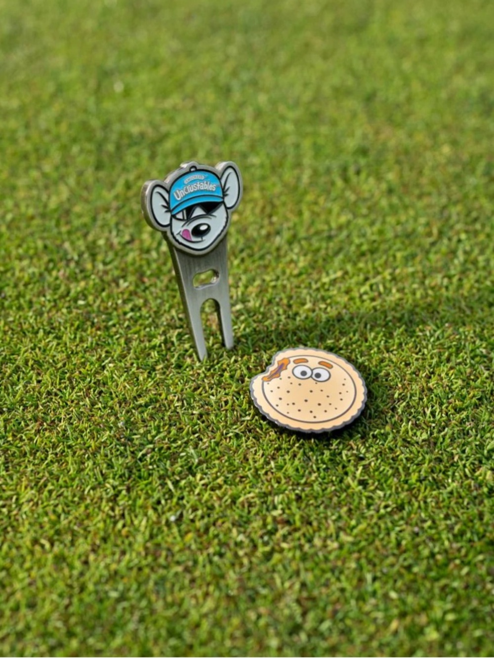 LAB Golf x Uncrustables Golf Divot Tool & Ball Marker Set